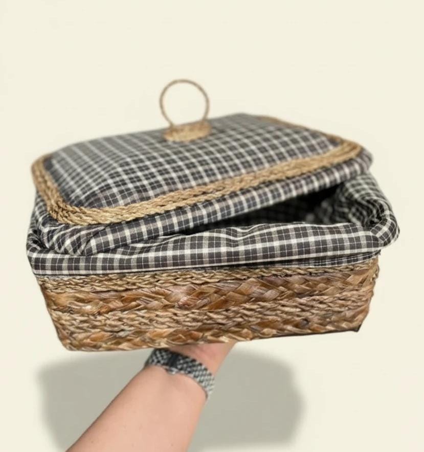 سبدنان حصیری مدل درب دار